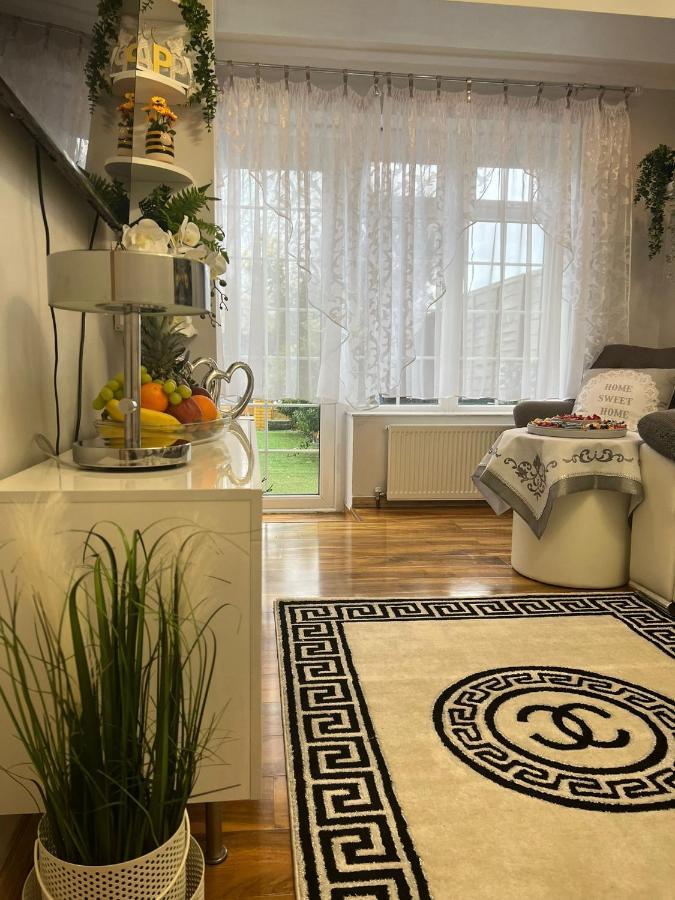 Apartment Luxe Free Wifi, Free Parking, Free Netflix *